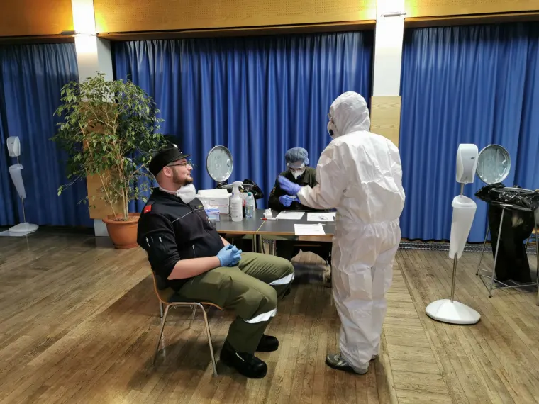 Unterstützung bei den Massentests 4