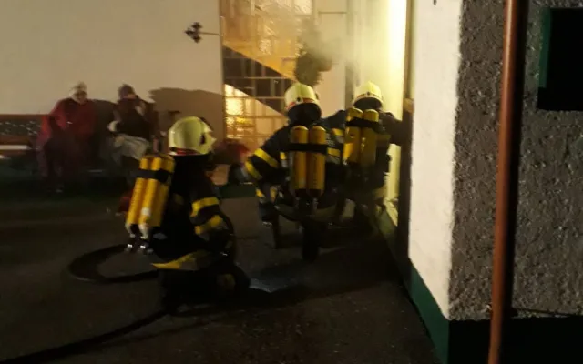 Zugsübung: Gebäudebrand