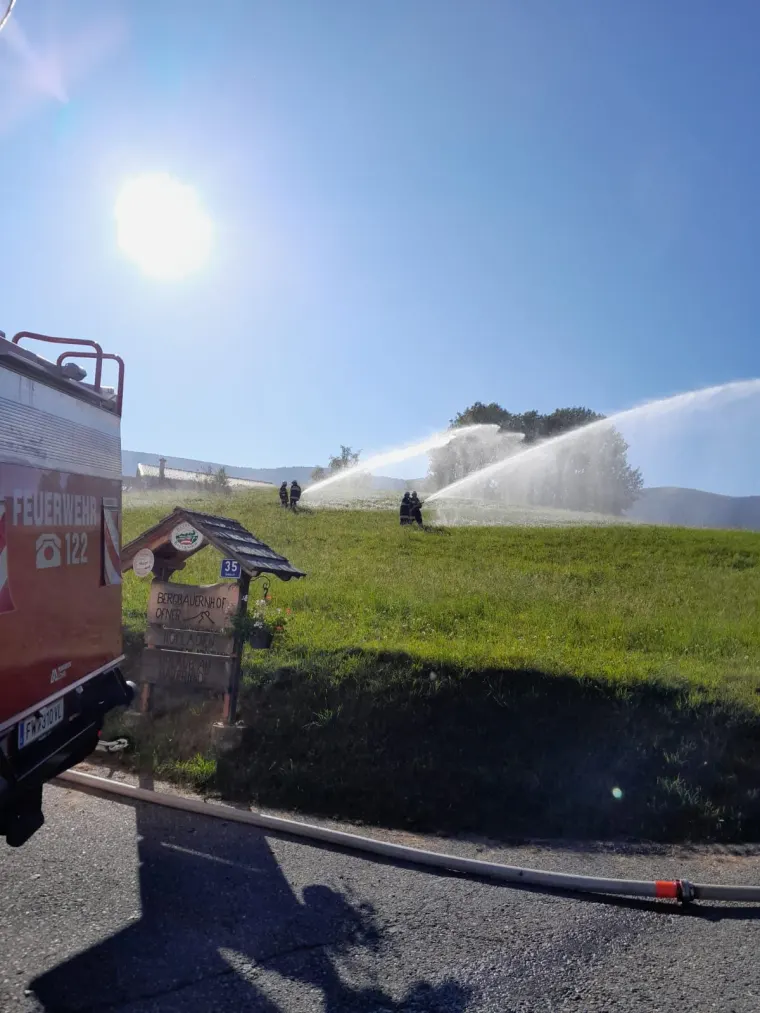 Gemeinschaftsübung: Gebäudebrand 16