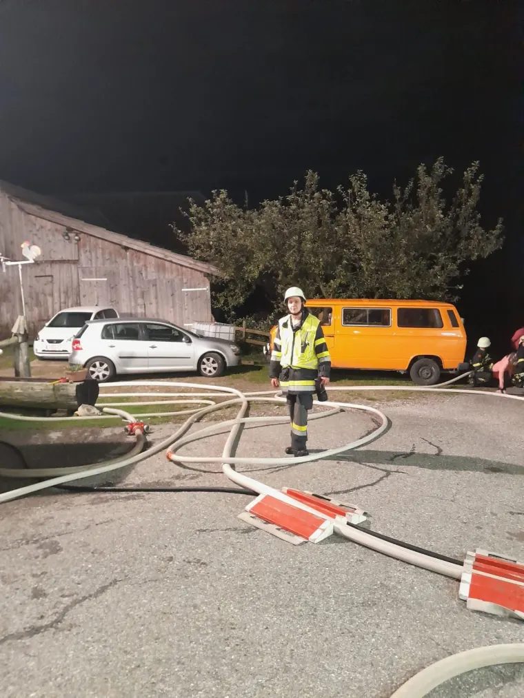 Nachtübung: Gebäudebrand 14