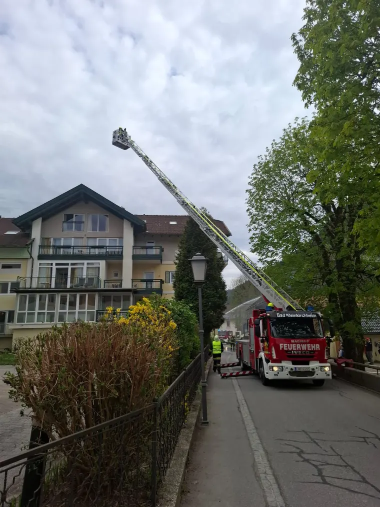 Gemeinschaftsübung: Gebäudebrand 10
