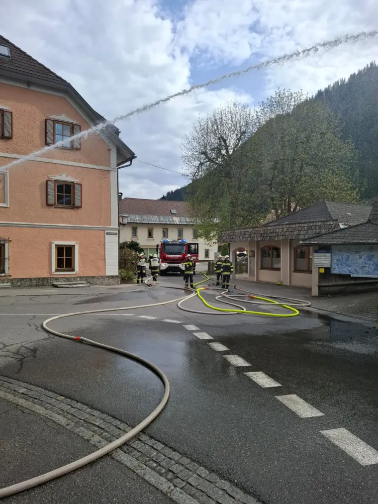 Gemeinschaftsübung: Gebäudebrand 20