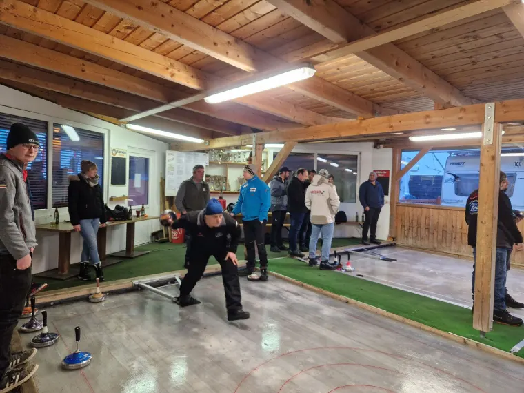 Internes Eisstockturnier 8
