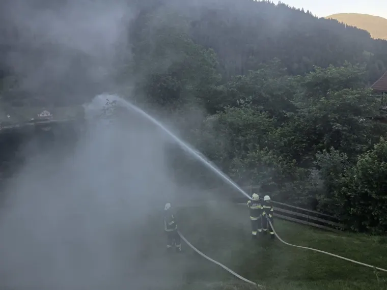 Gemeinschaftsübung: Gebäudebrand 1
