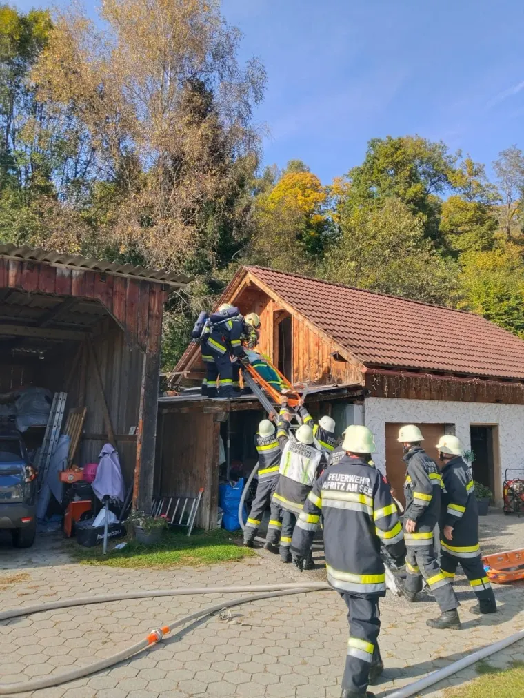 Gemeinschaftsübung: Gebäudebrand 7