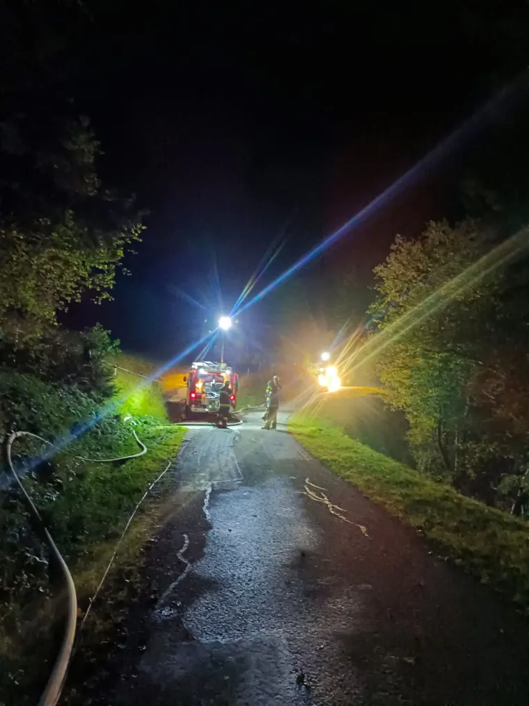 Nachtübung: Gebäudebrand 16