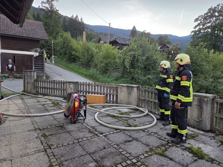 Zugsübung: Wohnungsbrand 7