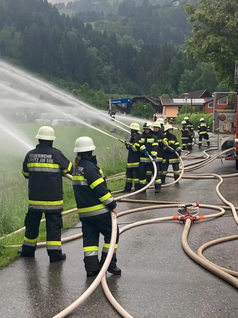 Zugsübung: Brandeinsatz 6