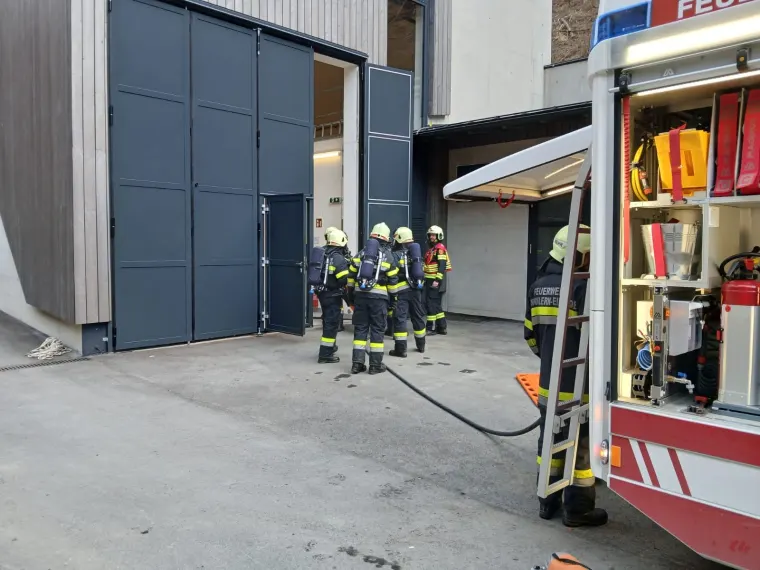 Übung: Unwettereinsatz 12