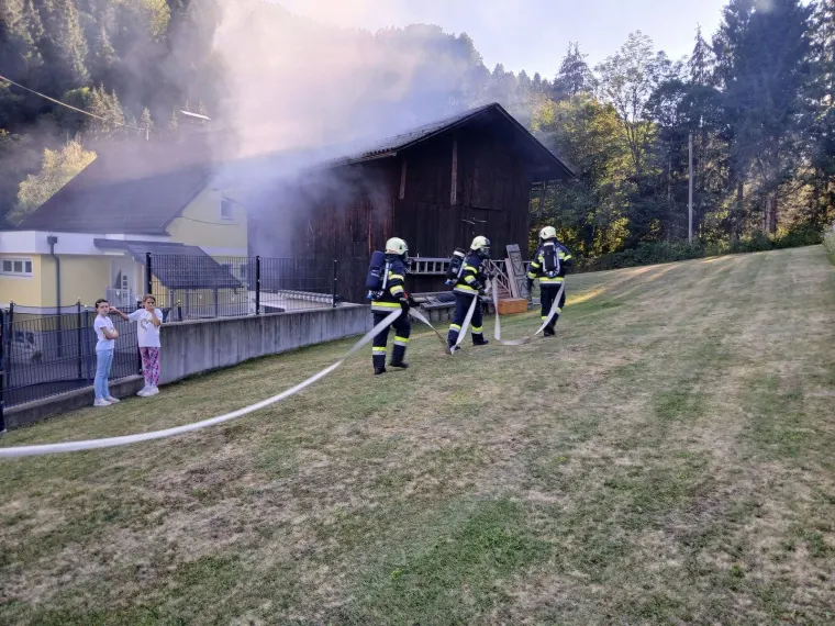 Zugsübung: Gebäudebrand 2