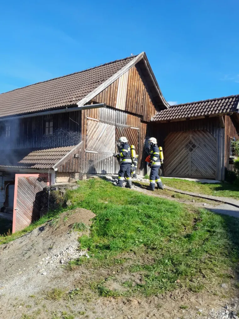 Gemeinschaftsübung: Gebäudebrand 17