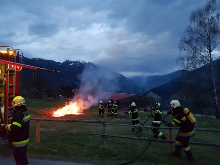 Feuerschein im Freien 3