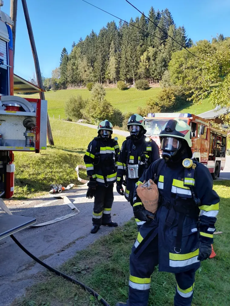 Gemeinschaftsübung: Gebäudebrand 11