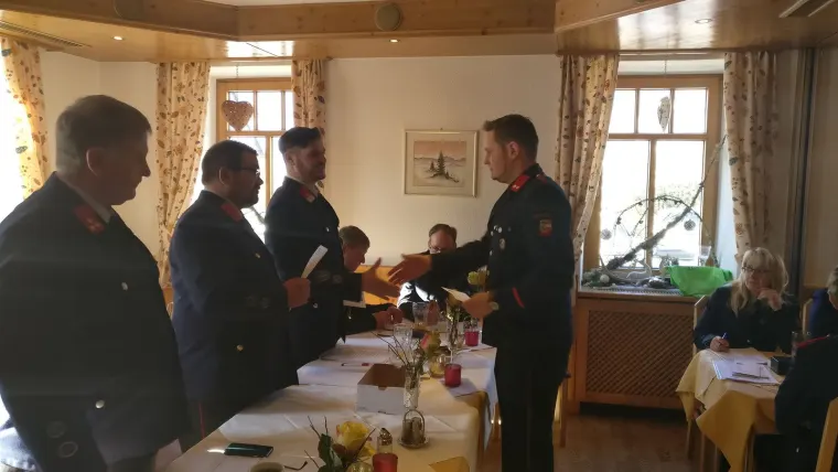 Jahreshauptversammlung 37