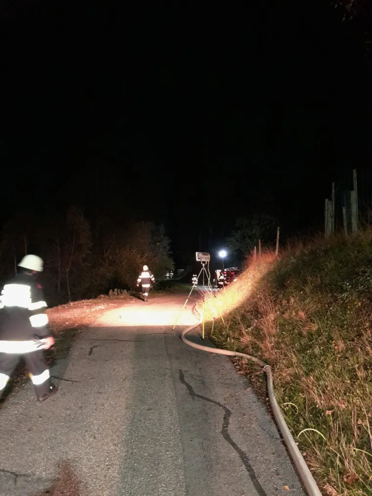 Nachtübung: Gebäudebrand 13