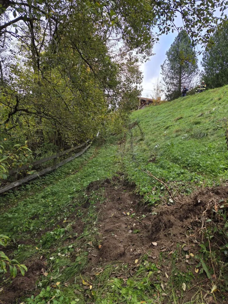 Sicherungsarbeiten nach PKW Unfall 10