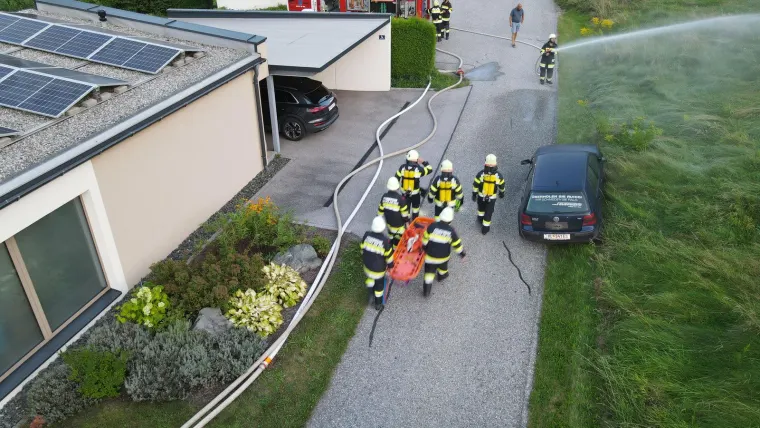 Zugsübung: Gebäudebrand 16