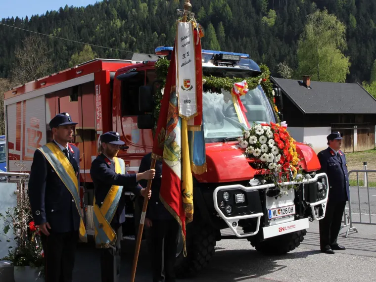 Einholung Unimog U218 1