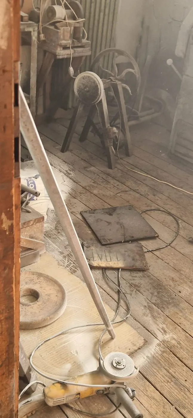 Brand mit/nach Explosion 13