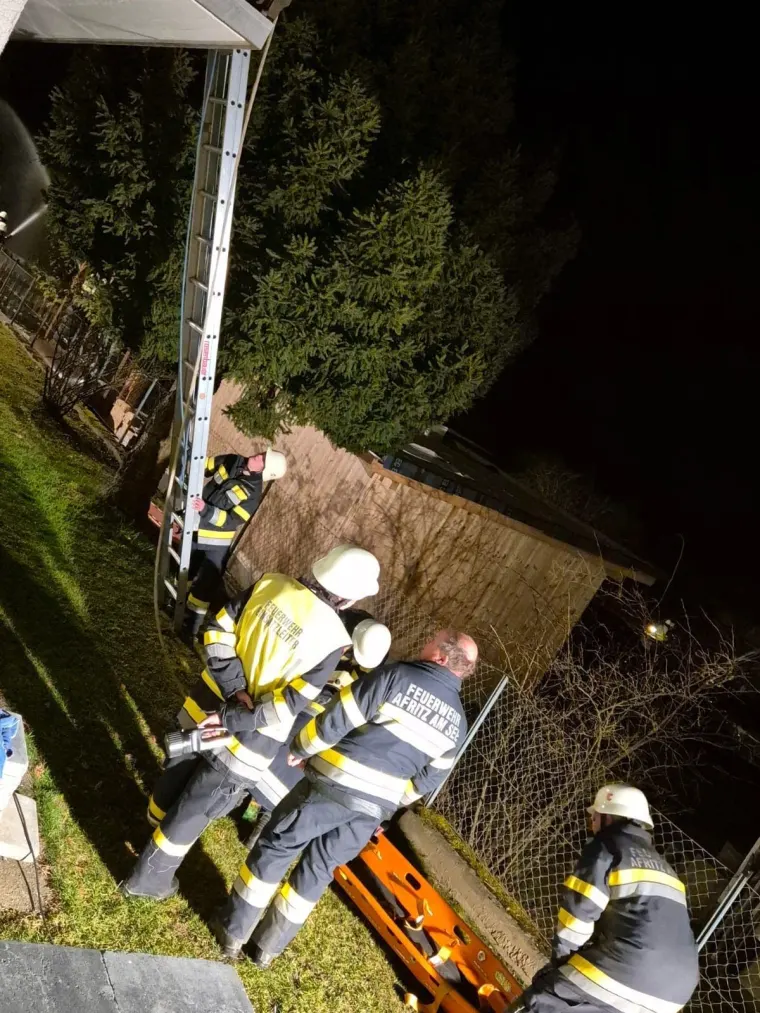 Atemschutzübung: Gebäudebrand 10