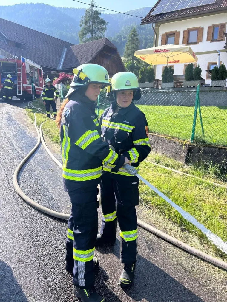 Übung: Gebäudebrand 11