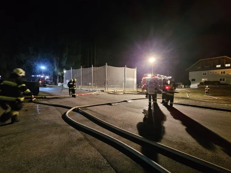Zugsübung: Gebäudebrand 11