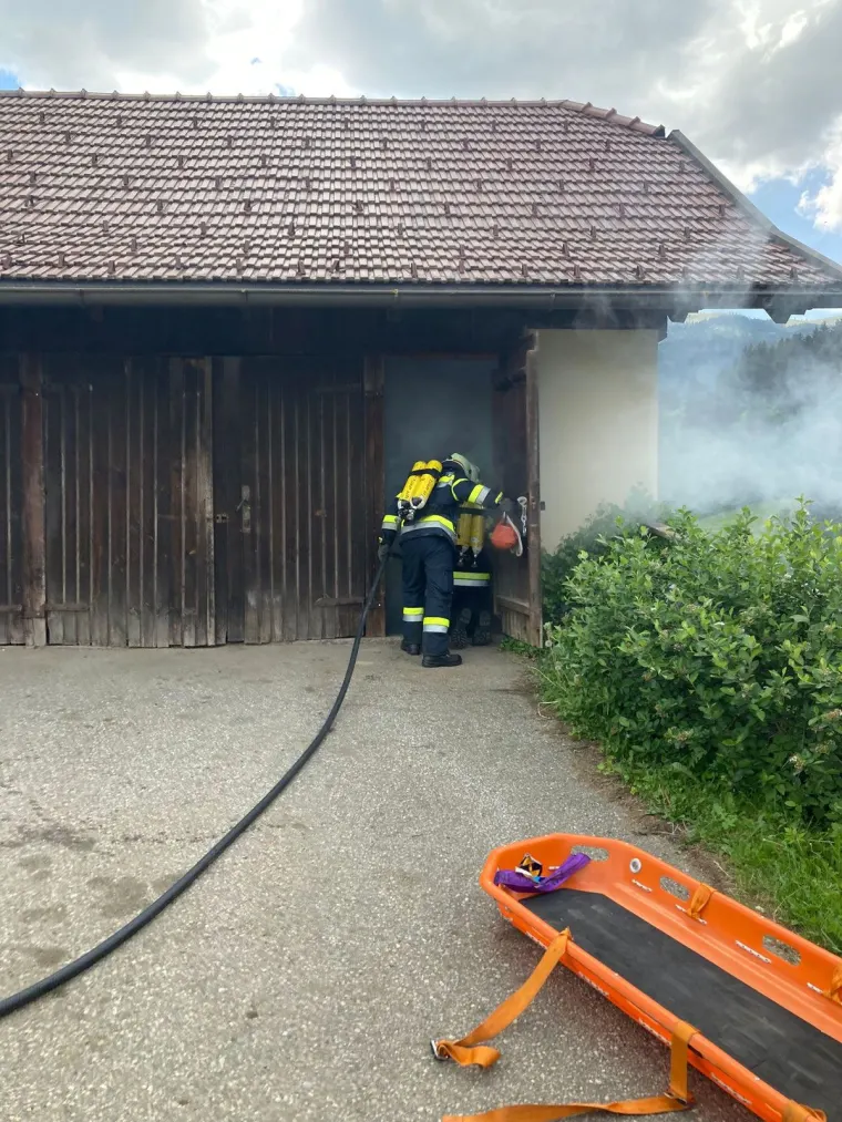 Gemeinschaftsübung: Gebäudebrand 11