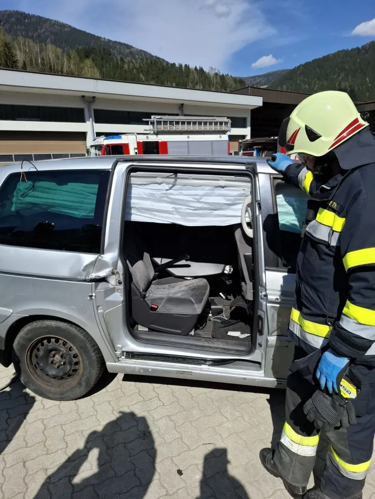 Übung Rettungssatz: Verkehrsunfall 16