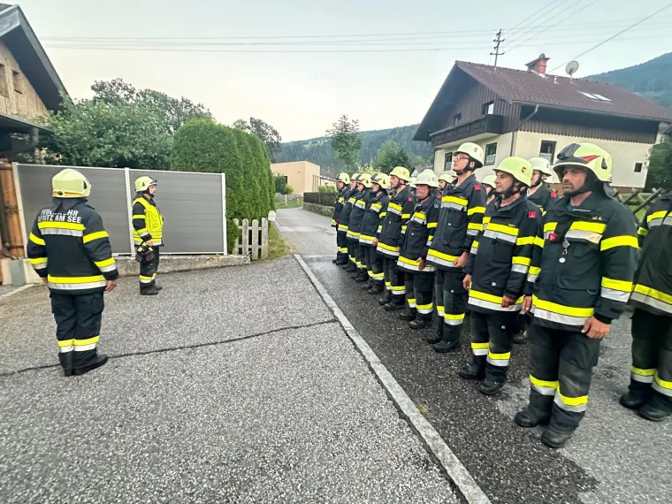 Zugsübung: Gebäudebrand 23
