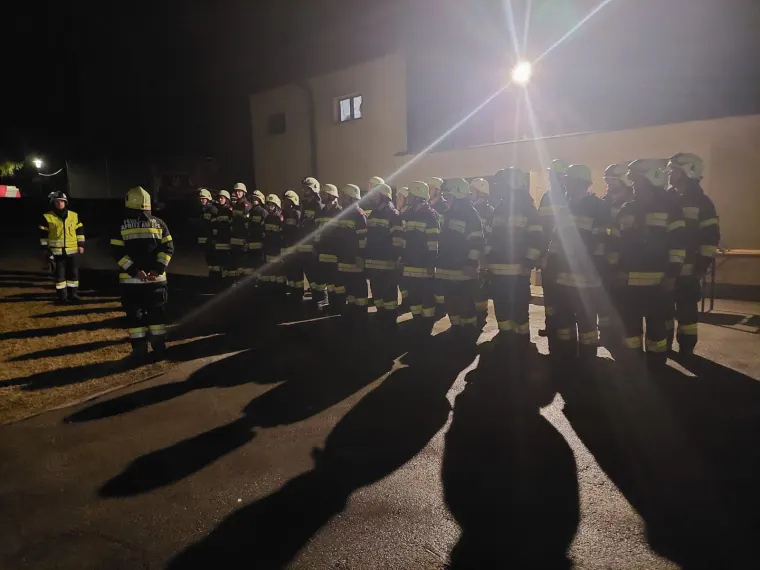 Zugsübung: Gebäudebrand 22
