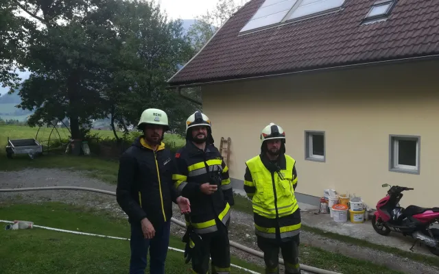 Übung: Personenrettung: Gebäudebrand
