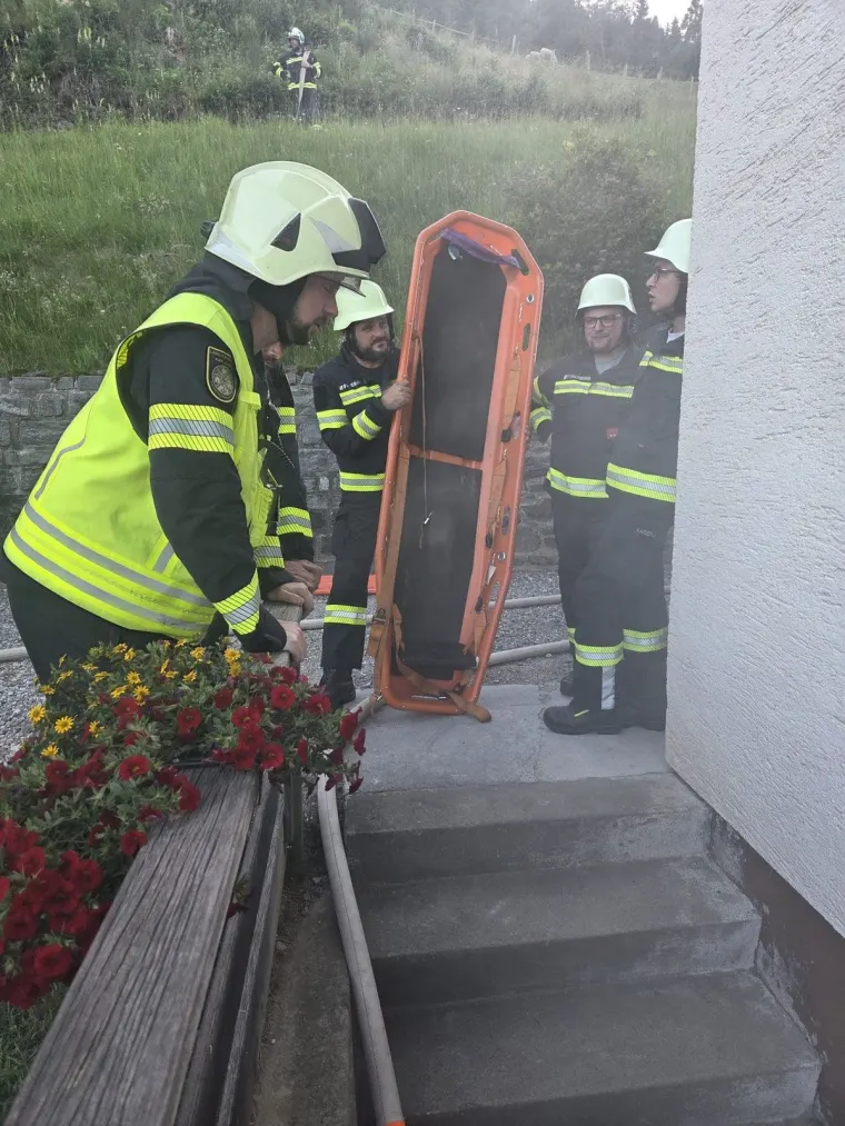 Gemeinschaftsübung: Gebäudebrand 5