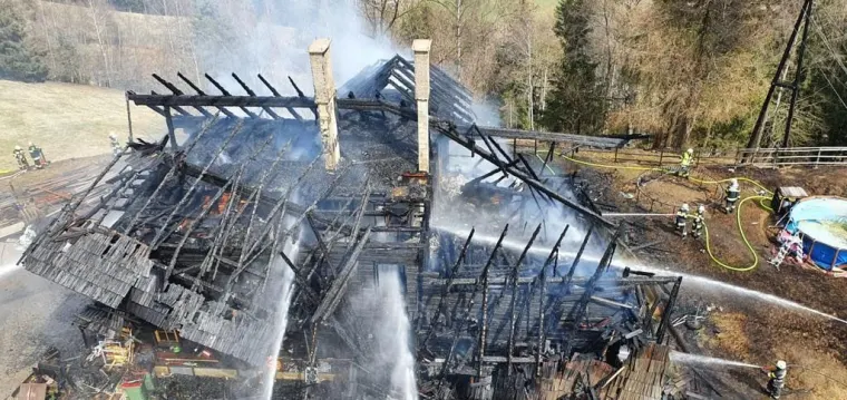 Brand Dachstuhl 19
