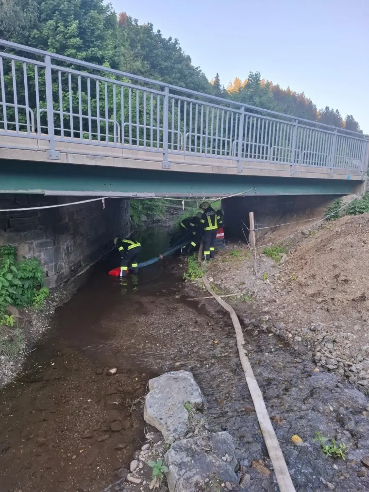 Zugsübung: Gebäudebrand 8