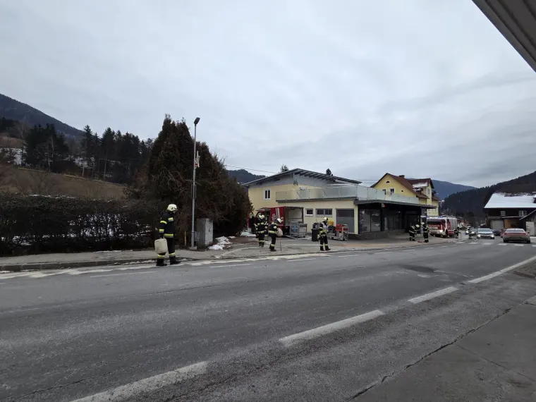 Ölaustritt/Kraftstoffaustritt 5