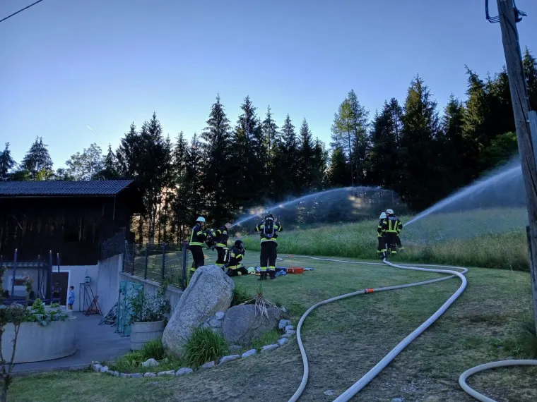 Zugsübung: Gebäudebrand 7