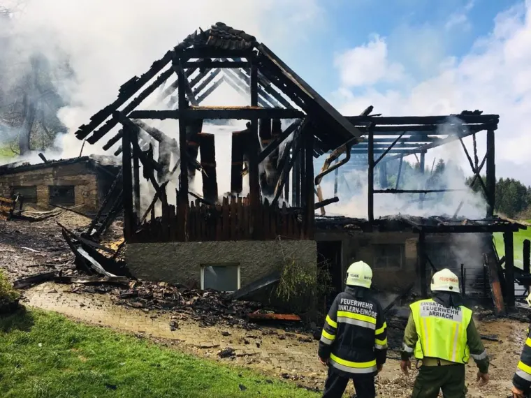 Brand Wirtschaftsgebäude 18