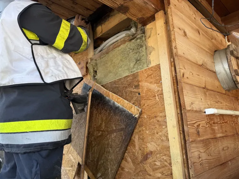 Brand Zwischendecke/Wand 4