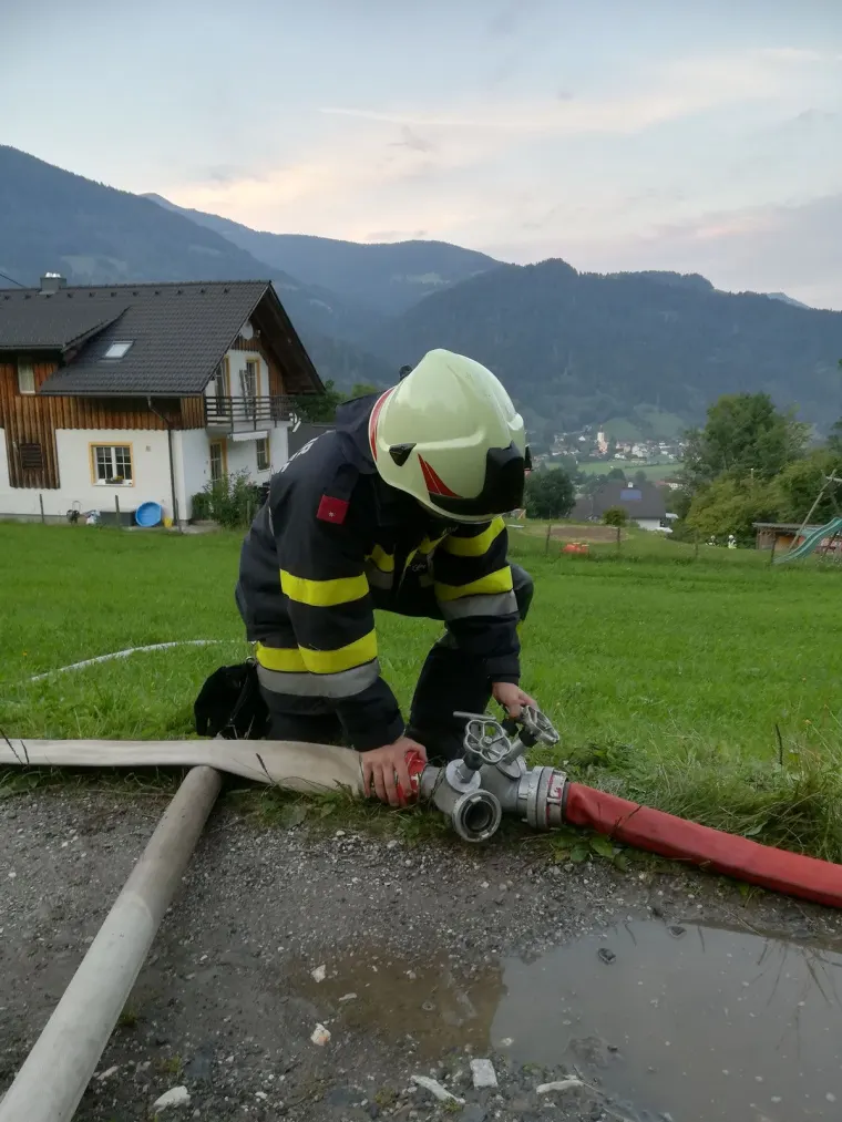 Übung: Personenrettung: Gebäudebrand 8