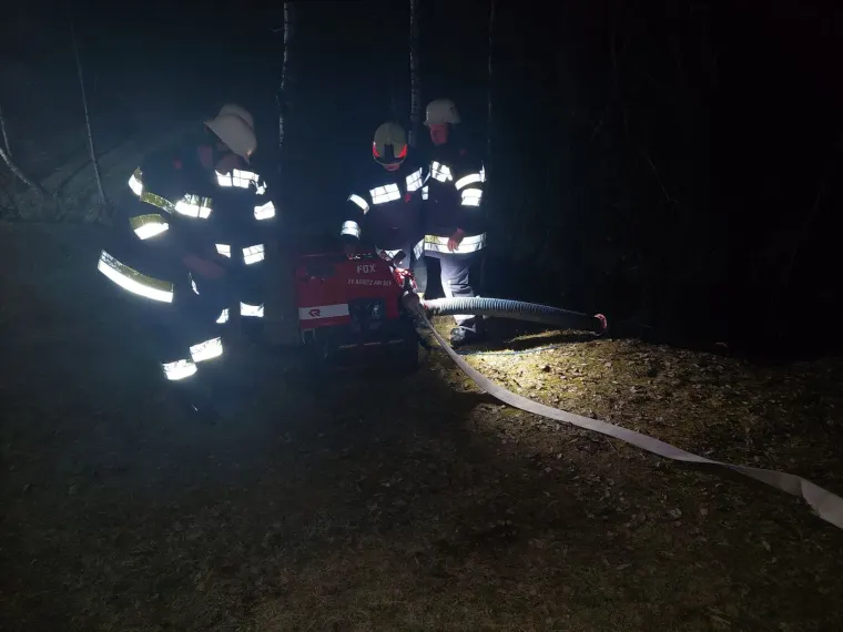 Zugsübung: Gebäudebrand 16