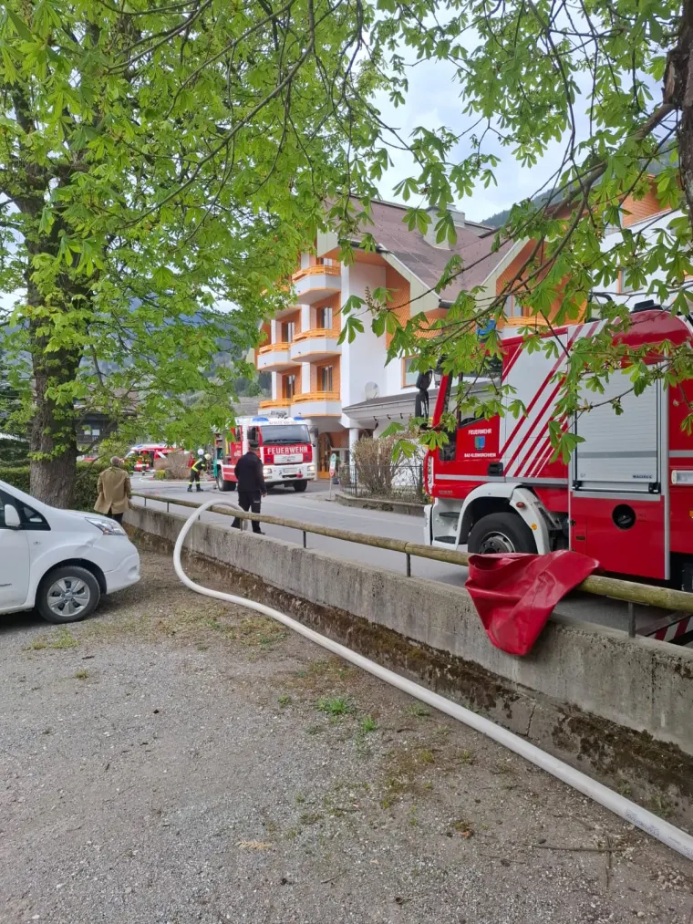 Gemeinschaftsübung: Gebäudebrand 6