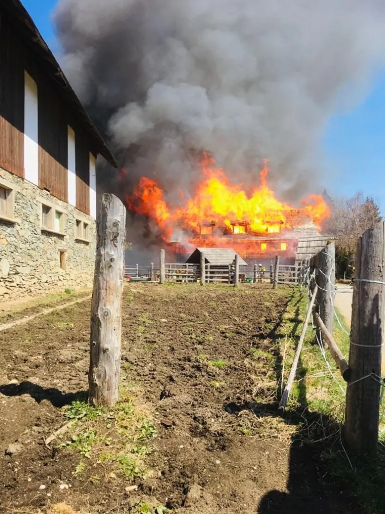 Brand Dachstuhl 3