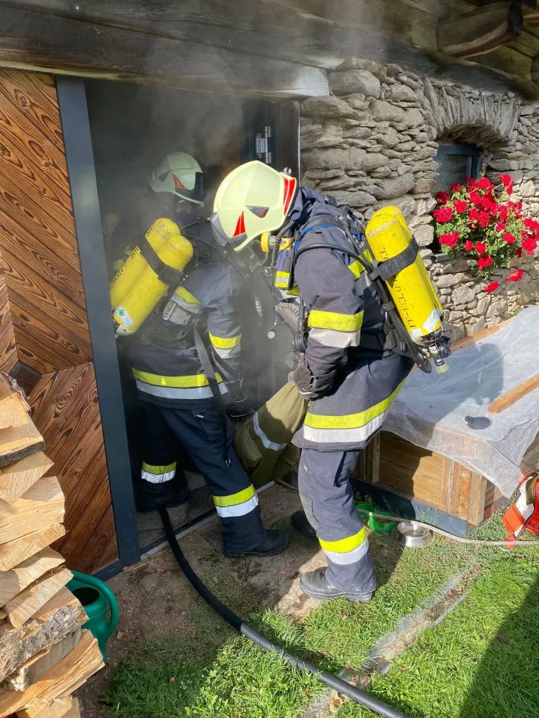 Gemeinschaftsübung: Gebäudebrand 5