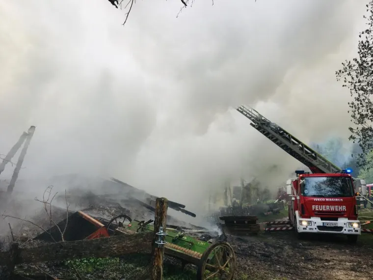 Brand Wirtschaftsgebäude 12