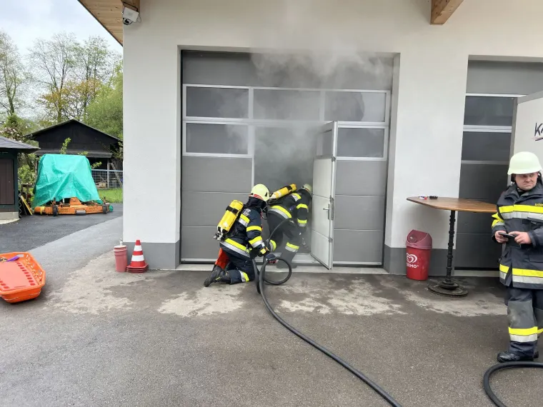 Florianiübung: Gebäudebrand 1