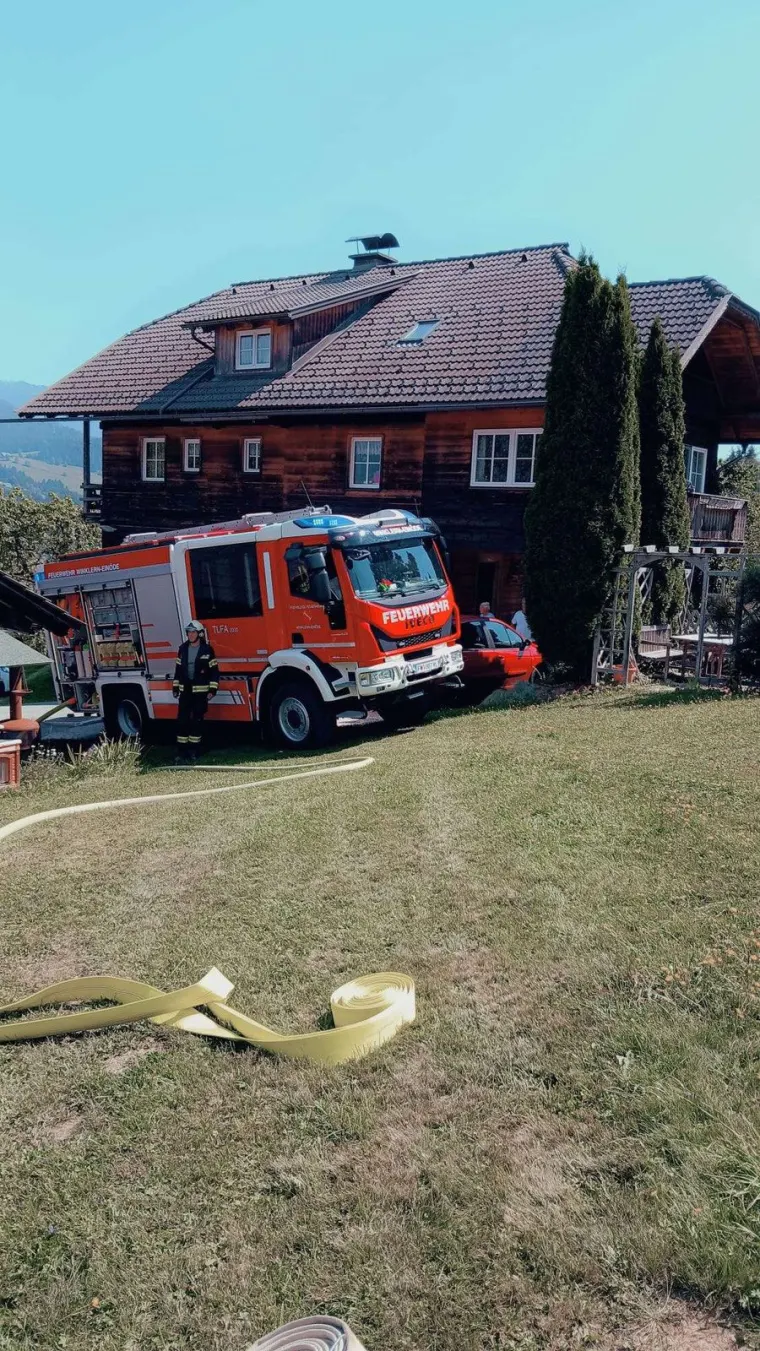 Brand Nebengebäude 17