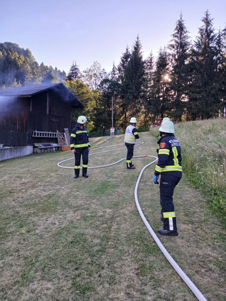 Zugsübung: Gebäudebrand 5