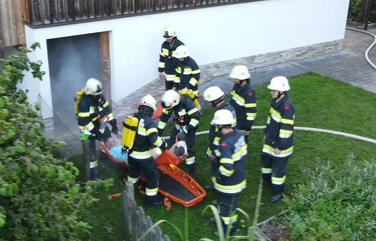 Zugsübung: Gebäudebrand 1